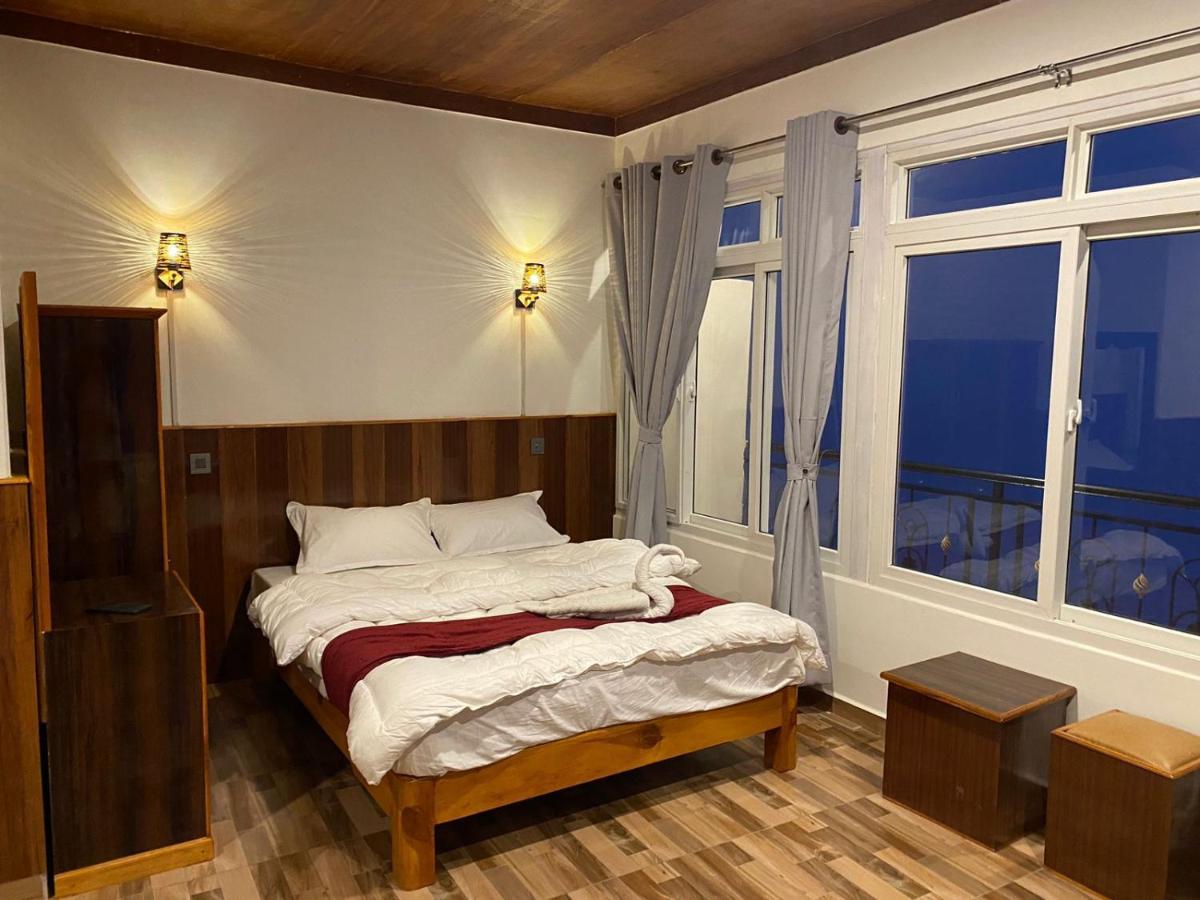 Panoramic View Guest House Sarangkot 博卡拉 外观 照片
