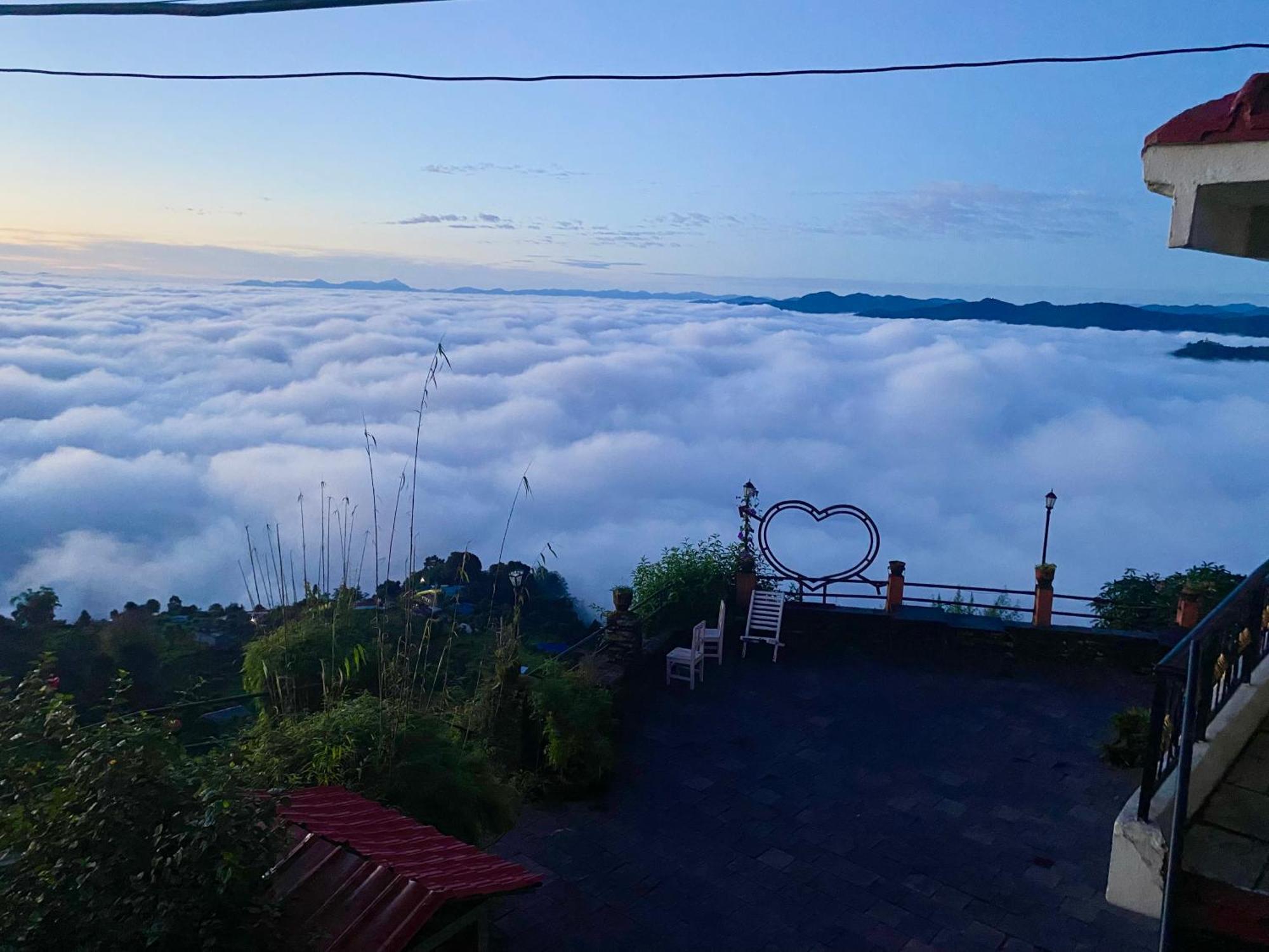 Panoramic View Guest House Sarangkot 博卡拉 外观 照片
